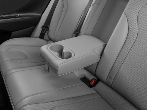New 2026 Hyundai Elantra Limited FWD image 45