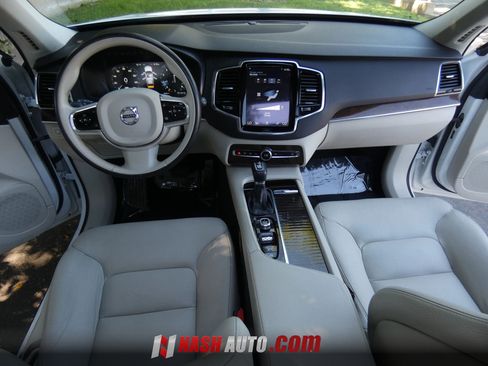 Used 2016 Volvo XC90 T6 Momentum w/ Momentum Plus Package AWD/4WD image 23