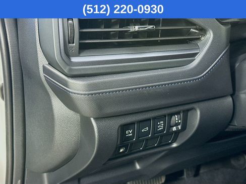 New 2025 Subaru Forester Limited image 11