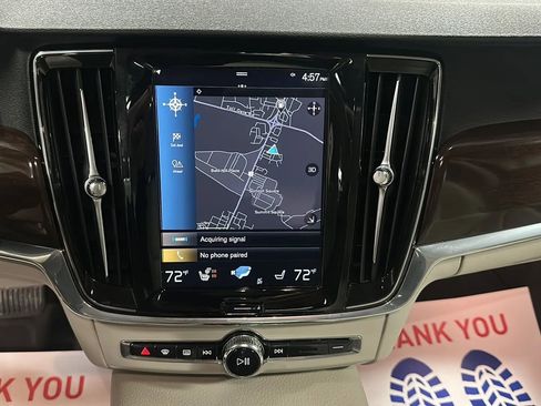 Used 2020 Volvo S90 T6 Momentum image 22