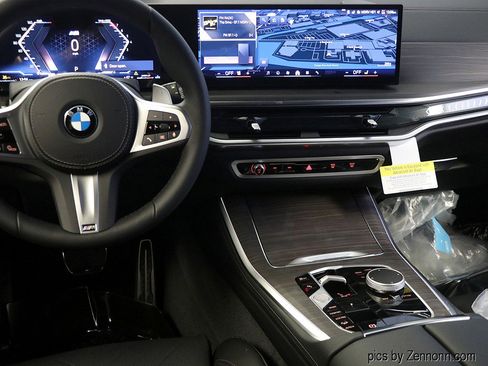 Used 2026 BMW X5 xDrive40i w/ M Sport Package image 16