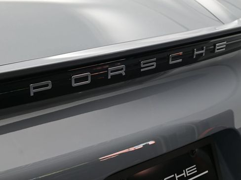 Certified 2024 Porsche 718 Boxster RWD image 32