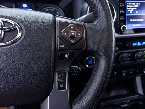 Used 2021 Toyota Tacoma TRD Sport w/ TRD Premium Sport Package AWD/4WD image 35