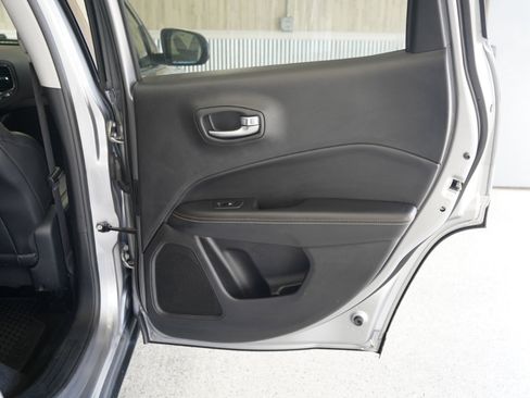 Used 2018 Jeep Compass Latitude w/ Safe & Security Group image 36