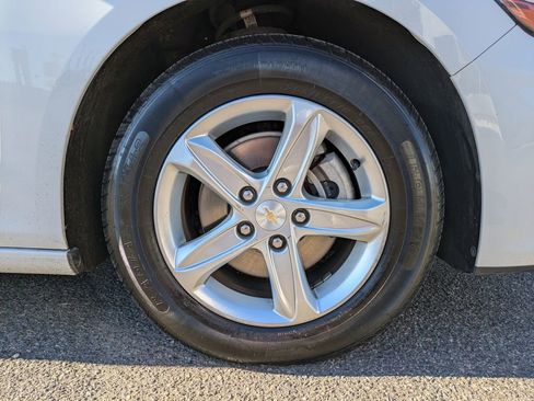 Used 2024 Chevrolet Malibu LT image 12