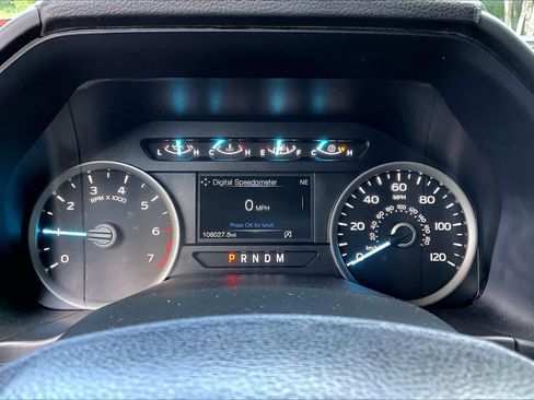 Used 2020 Ford F150 XLT w/ Equipment Group 302A Luxury AWD/4WD image 26