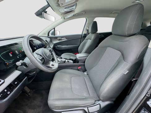 Used 2023 Kia Sportage LX AWD/4WD image 13