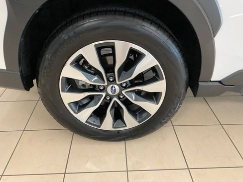 Used 2024 Subaru Outback Limited AWD/4WD image 8