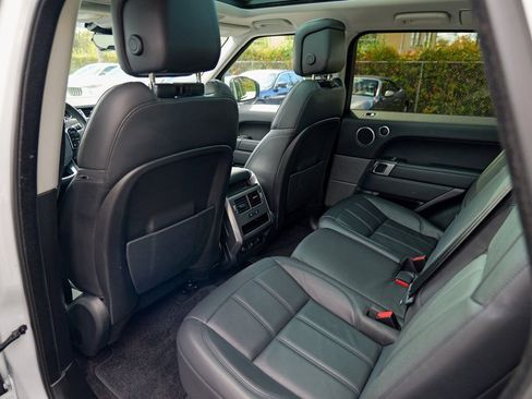 Used 2022 Land Rover Range Rover Sport SE image 24