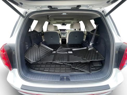 Used 2024 Hyundai Palisade Limited image 19