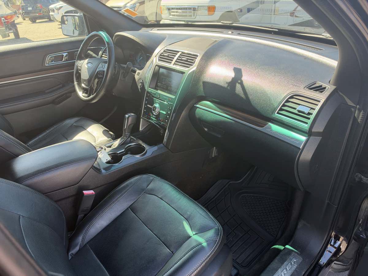 Used 2016 Ford Explorer Limited FWD image 15