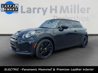 Used 2023 MINI Cooper SE FWD video 1