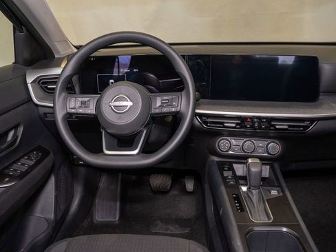 New 2026 Nissan Kicks S image 7