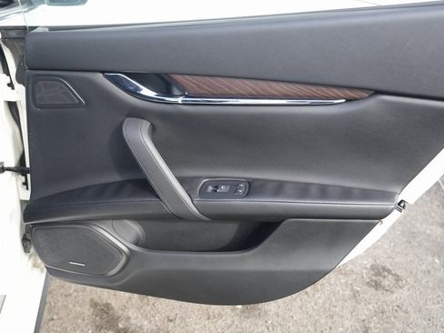 Used 2018 Maserati Quattroporte S image 37