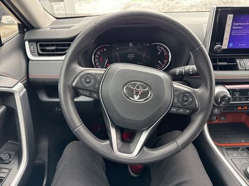 Used 2024 Toyota RAV4 Adventure image 14
