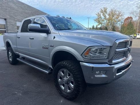 Used 2018 RAM 2500 Laramie image 4
