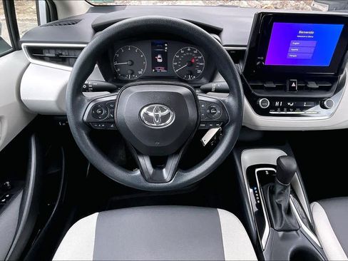 Certified 2023 Toyota Corolla LE image 6