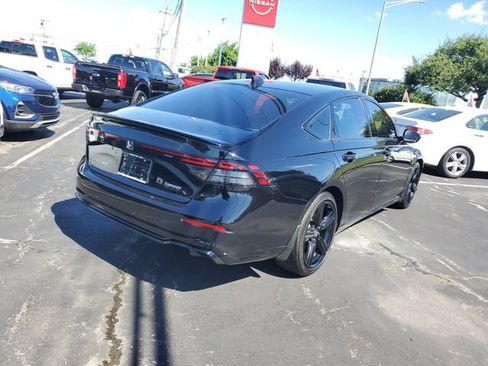 Used 2024 Honda Accord Sport image 4