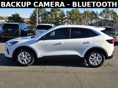 Used 2023 Ford Escape Active image 4