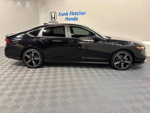 Used 2023 Honda Accord Sport image 7