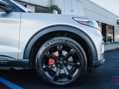 Certified 2021 Ford Explorer ST w/ Equipment Group 401A image 7