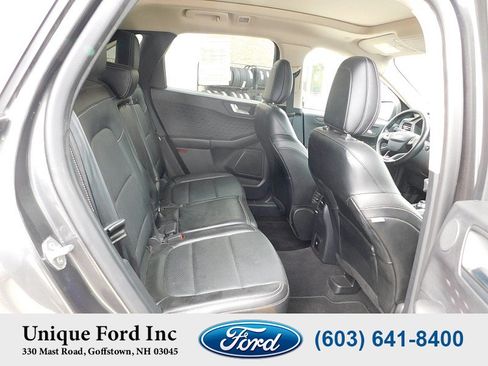 Used 2020 Ford Escape Titanium AWD/4WD image 30