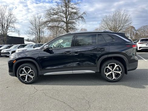 New 2026 Volkswagen Tiguan SE image 2