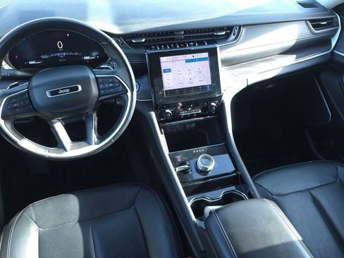 Used 2021 Jeep Grand Cherokee L Limited image 28