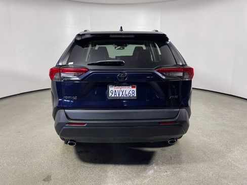 Certified 2022 Toyota RAV4 XLE Premium image 4