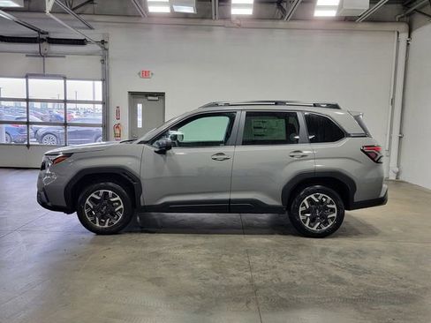 Used 2026 Subaru Forester Premium image 9