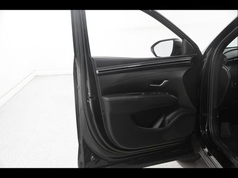 Certified 2024 Hyundai Santa Cruz SEL FWD image 4