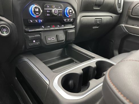 Used 2022 GMC Sierra 2500 AT4 w/ Gooseneck/5TH Wheel Package AWD/4WD image 29