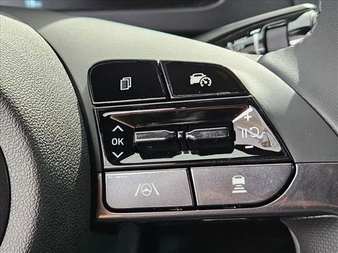 New 2026 Hyundai Elantra SEL Sport FWD image 14