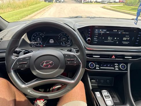Used 2021 Hyundai Sonata SEL Plus w/ Tech Package FWD image 7