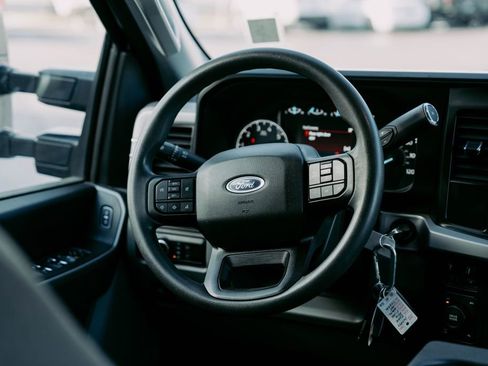 Used 2024 Ford F350 XLT image 13