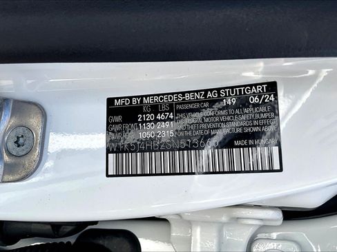 Used 2025 Mercedes-Benz CLA 250 4MATIC image 35