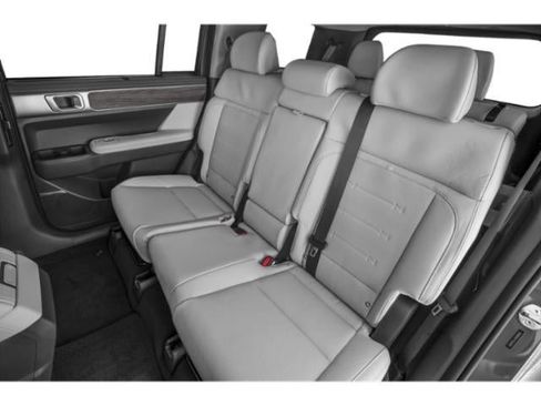 Used 2024 Hyundai Santa Fe Limited FWD image 13
