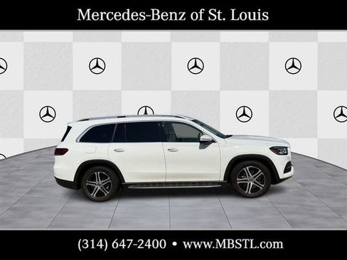 Used 2020 Mercedes-Benz GLS 450 4MATIC image 2