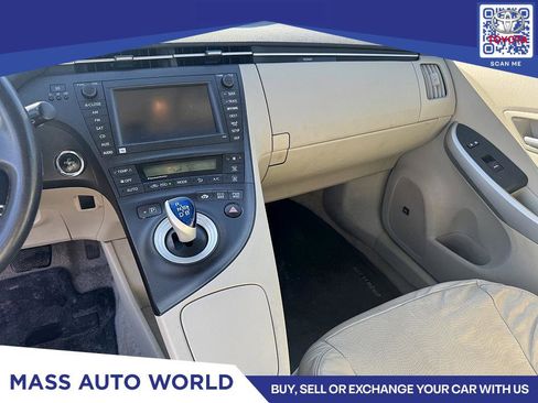 Used 2010 Toyota Prius Three image 11