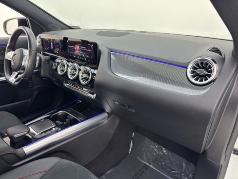 Used 2022 Mercedes-Benz GLA 250 GLA 250 w/ Premium, AMG Line & image 14