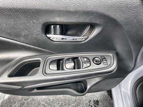 Used 2024 Nissan Versa SV FWD image 21