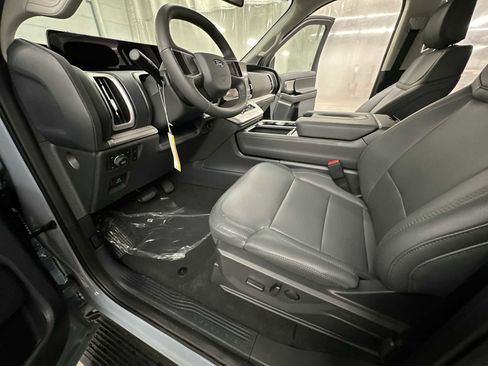 New 2026 Ford Expedition Active AWD/4WD image 21