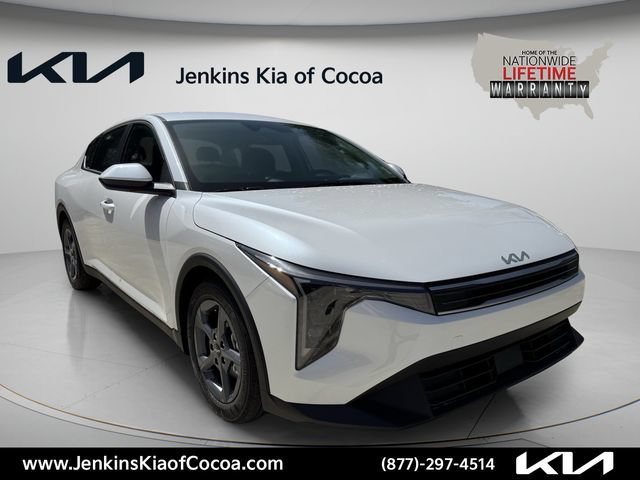 New 2026 Kia K4 FWD image 2