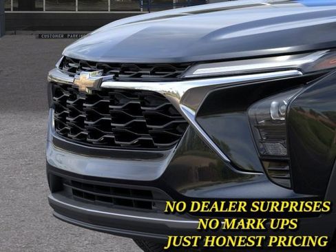 New 2026 Chevrolet Trax LT w/ Driver Confidence Package FWD image 13