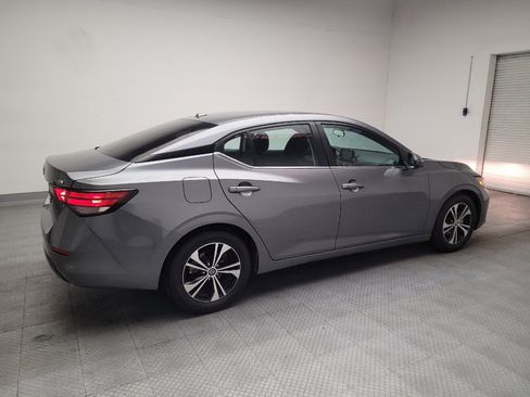 Used 2022 Nissan Sentra SV FWD image 10