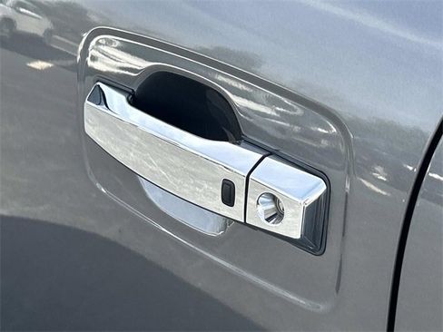 Used 2024 Nissan Titan Platinum Reserve w/ Moonroof Package image 14