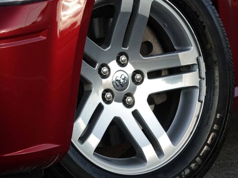 Used 2006 Dodge Magnum R/T w/ Convenience Group II RWD image 2