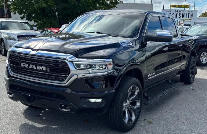 Used 2019 RAM 1500 Limited AWD/4WD image 1