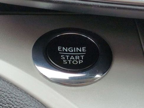 Certified 2023 Ford Explorer XLT w/ Equipment Group 202A image 34