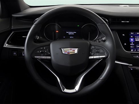 Used 2023 Cadillac XT6 Luxury w/ LPO, Floor Liner Package image 25